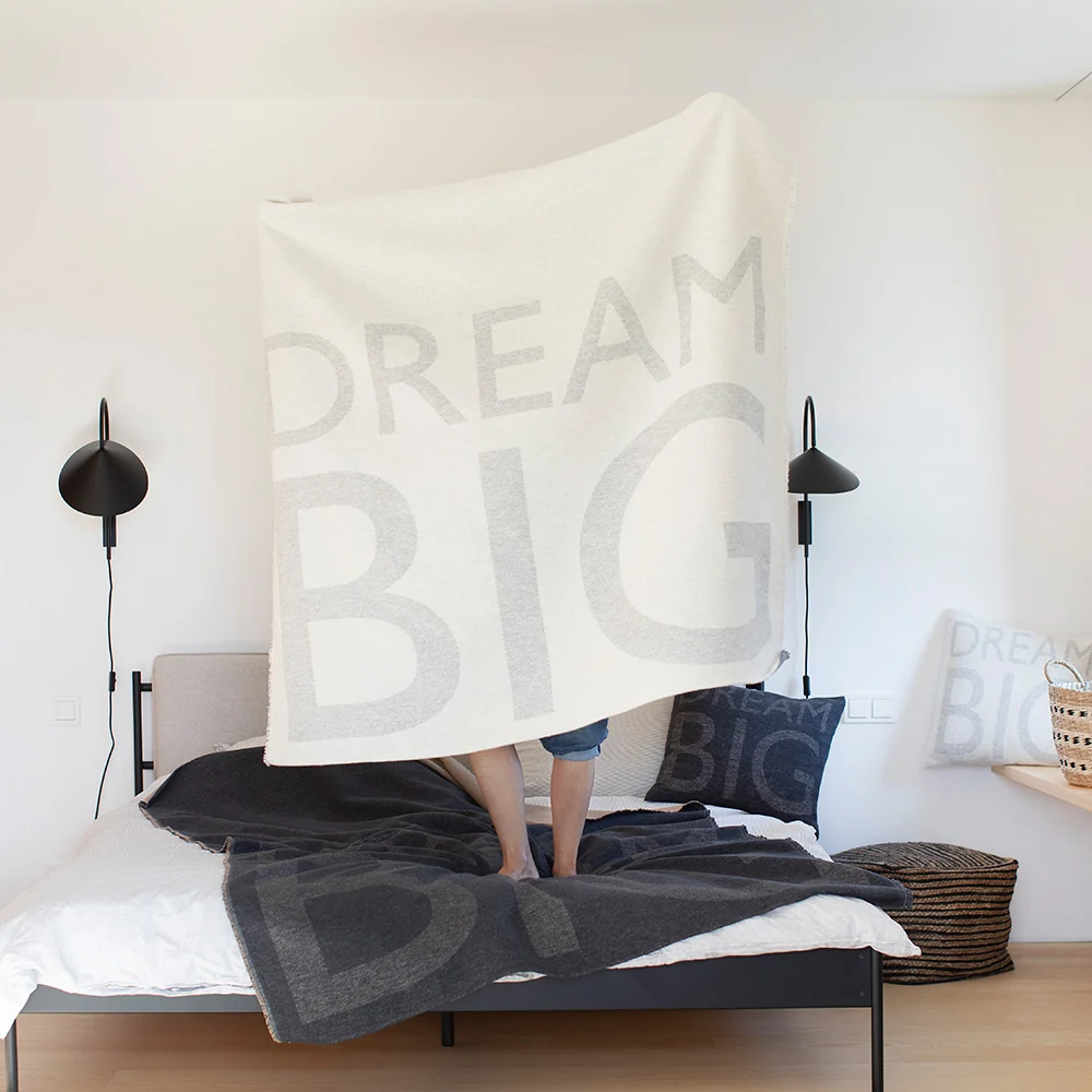 Nordic Flanelldecke Dream big wollweiß – Bild 3